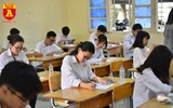 Cận cảnh các thí sinh tập trung làm bài trong phòng thi